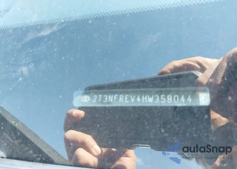 2017 Toyota Rav4 Se из США, поврежденный, VIN 2T3NFREV4HW358044